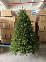 Nouvel arbre de Noël simulé en PE pur haut de gamme, décorations de Noël luxueuses et haut de gamme pour les vitrines des centres commerciaux.