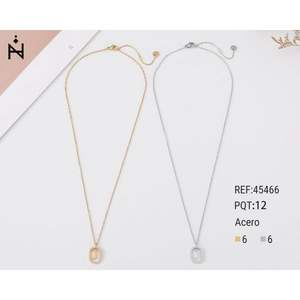 Collier avec pendentif en diamant lettre J, 10x15 cm, style collier, bijoux tendance - Product Image 1