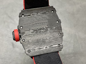 Dernière montre mécanique automatique cylindrique Montre mécanique étanche de plongée pour hommes Vente en gros - Product Image 4