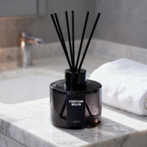 Sang Trọng 120Ml Thủy Tinh BPA Miễn Phí <span class=keywords><strong>Reed</strong></span> Khuếch Tán Nhãn Hiệu Riêng Làm Mát Không Khí Chai Cho Hương Thơm Dầu Tùy Chỉnh Mùi Hương Món Quà Hoàn Hảo - Product Image 2