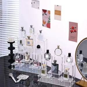 Venta caliente multifuncional de juguete de acrílico de Perfume personalizado elevadores de postre soporte de exhibición estante de almacenamiento de exhibición de maquillaje - Product Image 1