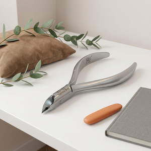 Cortauñas de Acero Inoxidable con Cuchilla Biselada, Apertura de Mandíbula Ancha, Punta Afilada y Duradera, Cortacutículas Profesional para Adultos, Ideal para Regalo - Product Image 4