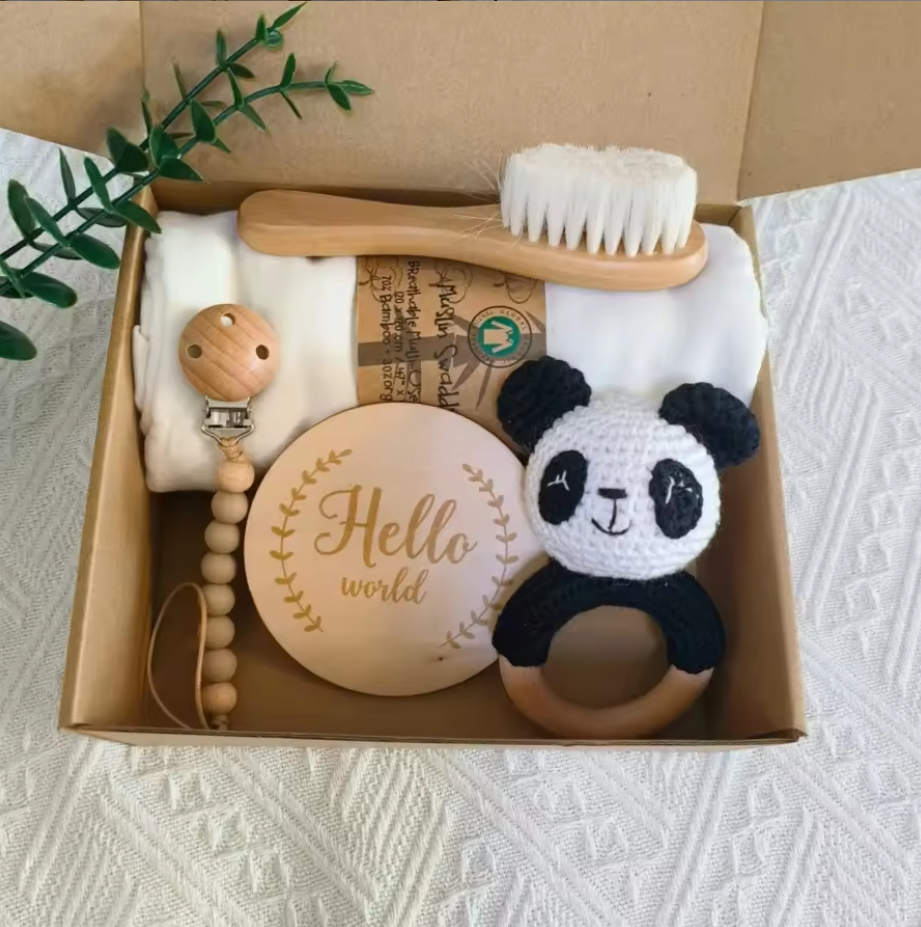 Juego de 12 pandas blancos y negros.