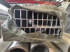 Services de pliage/découpe/soudage de tubes carrés en <span class=keywords><strong>aluminium</strong></span> <span class=keywords><strong>brut</strong></span> 6063 de haute qualité - Longueur personnalisée pour la construction et le mobilier - Usine - Product Image 1