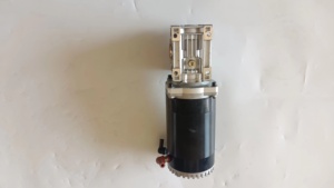 Nouveau moteur <span class=keywords><strong>de</strong></span> remplacement pour bâche <span class=keywords><strong>de</strong></span> <span class=keywords><strong>remorque</strong></span> 1200W avec réducteur à turbine - Product Image 5