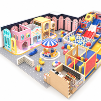 Aire de jeux intérieure personnalisée pour enfants : toboggan, tunnel de jeu souple, manège, structure de jeu en forme de maison, piscine à balles et structure d'escalade sur le thème de la ville