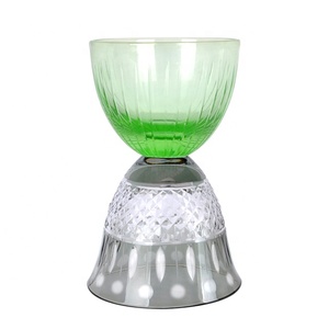 Gobelet en verre coloré, style cristal côtelé, verre à cocktail décoratif pour mariage, fête, décoration de la maison - Product Image 3
