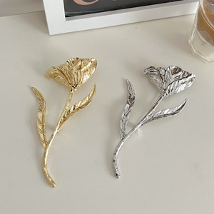 Broche Fleur de Tulipe Unisexe Personnalisée Design Tendance Accessoire de Costume et Manteau Cadeau de Mariage Alliage Plaqué Or - Product Image 2