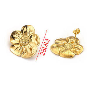 Boucles d'oreilles grandes fleurs en acier inoxydable plaqué or 14 carats, style bohème élégant et original, résistantes à l'eau, pour femmes, vente en gros, ne ternissent pas - Product Image 6