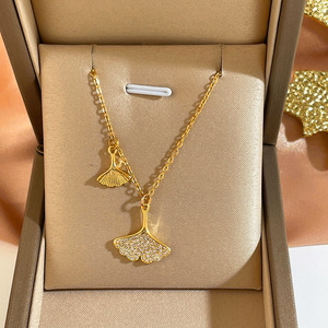 <span class=keywords><strong>Collar</strong></span> de Acero Inoxidable Chapado en Oro con Colgante de Oso, Gato, Bolsas, Trébol y Arce para Mujer, Joyería de Moda al por Mayor, Regalo - Product Image 4