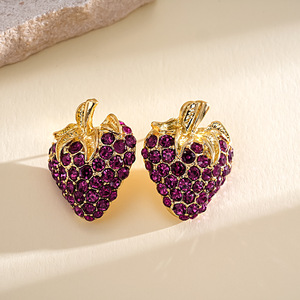 High quality Strawberry Fruit <b>earrings</b> Rhinestones <b>Stud</b> <b>Earrings</b> Alloy Gold <b>Stud</b> <b>Earrings</b> Jewelry - Product Image 3