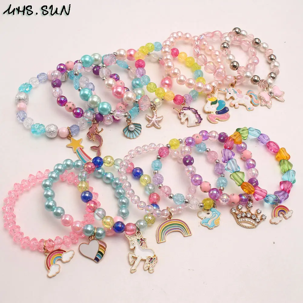 Enfant Bijoux Bébé Garçon Fille Acrylique Bracelets élastiques en perles Charme Licorne/Arc-en-ciel/Coeur/Perle Pendentifs Bangles