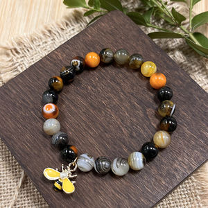 Pulsera de piedra de ágata de abejorro natural con colgante de abejorro-Joyería de chakra sacro para vitalidad y resistencia - Product Image 4