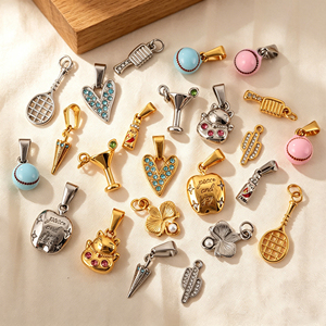 Viaggio Sogno d'Estate |   Ciondoli a forma di baseball, ombrello e cactus in acciaio inossidabile placcato oro PVD 18k |   Impermeabile e Antiossidante - Product Image 1