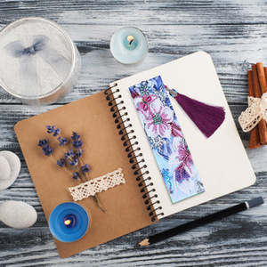 Marcapáginas <span class=keywords><strong>de</strong></span> pintura <span class=keywords><strong>de</strong></span> diamantes <span class=keywords><strong>de</strong></span> cuero 5D DIY con diamantes en forma especial, libros <span class=keywords><strong>de</strong></span> regalos artesanales con borlas <span class=keywords><strong>de</strong></span> alta calidad - Product Image 4