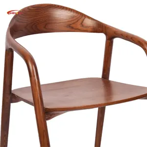 Chaise de salle à manger de haute qualité à prix bon marché meubles de maison chaise d'hôtel en bois massif frêne avec accoudoirs chaises de salle à manger