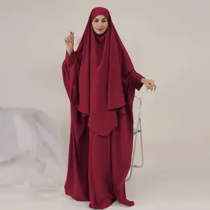 Jilbab keluaran baru 2024 grosir warna Solid Lengan kelelawar Jilbab 2 potong gaun doa Musim Panas Nida Khimar Jilbab dengan lengan