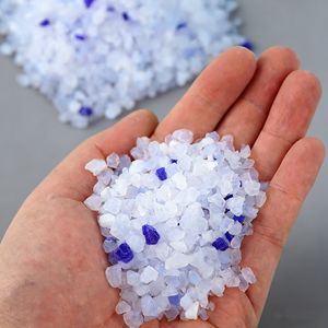 Litière <span class=keywords><strong>pour</strong></span> <span class=keywords><strong>chat</strong></span> en gel de silice à grosses particules, faible teneur en poussière, écologique, multicolore, modèle 001, usine source du Shandong, OEM ODM personnalisé - Product Image 3