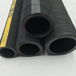 Chine usine 3/4 1 2 5 6 8 10 12 pouces <span class=keywords><strong>tuyau</strong></span> <span class=keywords><strong>d</strong></span>'<span class=keywords><strong>aspiration</strong></span> <span class=keywords><strong>et</strong></span> <span class=keywords><strong>de</strong></span> <span class=keywords><strong>d</strong></span>écharge en caoutchouc synthétique NBR robuste - Product Image 3
