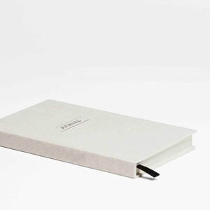 <span class=keywords><strong>Carnet</strong></span> <span class=keywords><strong>de</strong></span> gratitude <span class=keywords><strong>personnalisé</strong></span> avec logo en relief, en tissu coton-lin, pour la <span class=keywords><strong>santé</strong></span> mentale, la pleine conscience et la manifestation, format A5 - Product Image 2
