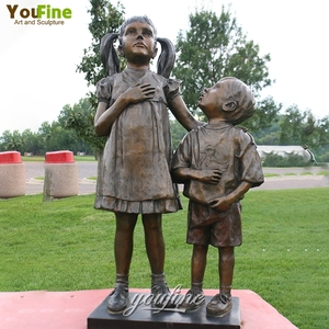 Decorazione da giardino a grandezza naturale per bambini che colano la statua del fratello e della sorella in bronzo - Product Image 2