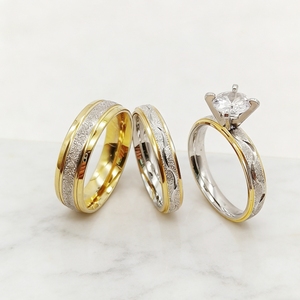 Ensemble de bagues de mariage assorties pour lui et pour elle, 3 pièces, bagues de couple bicolores, finition givrée, bague de promesse <span class=keywords><strong>solitaire</strong></span> pour femme - Product Image 5