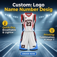 Ensemble de maillots de basket-ball personnalisés 100% polyester blanc rouge bleu, maille respirante, sublimation, protection UV, évacuation de l'humidité, pour équipe