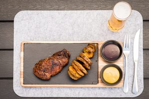Ensemble de planche à steak en <span class=keywords><strong>ardoise</strong></span> naturelle et bois d'acacia avec bol en céramique planche de service de charcuterie pour restaurant maison <span class=keywords><strong>assiette</strong></span> de service - Product Image 2