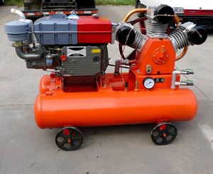 Compresor de Aire Industrial Portátil de Diésel de Tres Pistones de Buena Calidad China, 3.5m3/Min, Utilizado en Minería de Oro - Product Image 3