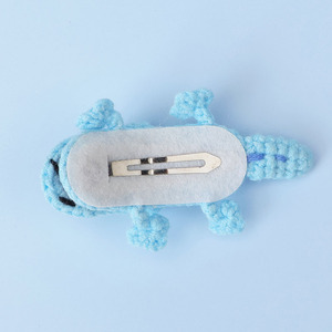 Nouvelles conceptions d'accessoires pour cheveux en crochet faits à la main, animaux mignons de dessin animé, pour la remise des diplômes, la Saint-Valentin, la fête des mères - Product Image 4