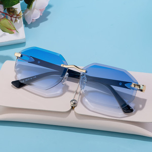 نظارات شمسية جديدة بدون إطار ماسية مشذبة بضوء أزرق مانعة للضوء بحماية من أشعة الشمس نظارات بسيطة لحفلات الشاطئ - Product Image 6