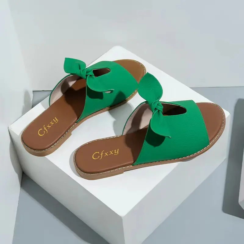 New arrival fashion outdoor flat bottom open-toe women sandals solid color leisure beach summer cross-border large size slippers