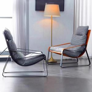 Chaise de patio extérieure Xikai en alliage d'aluminium, design contemporain imperméable pour villa, balcon, mobilier de loisirs - Product Image 4