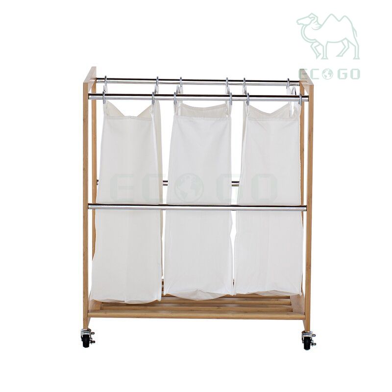 โดยธรรมชาติ