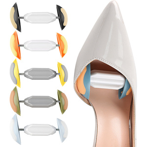 Expansor de Zapatos Ajustable para Tacones Altos y Zapatos Planos de Mujer, Expansor de Zapatos Universal de Plástico con Protección - Product Image 1