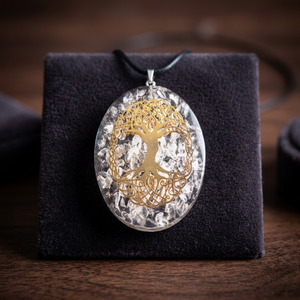 Pendentif en cristal ovale fait main avec motif arbre de vie gravé au laser sur cordon noir - Cadeau promotionnel - Product Image 6