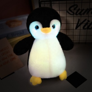Vente en gros d'usine : Peluches Kawaii, Pingouins Lumineux, Jouets en Peluche Doux Personnalisables - Product Image 2