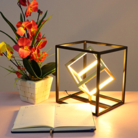 Lampes de table en aluminium de style nordique, modernes et luxueuses, LED rechargeables par USB, lumière blanche chaude 3000K, lampe de lecture de nuit, décoration intérieure