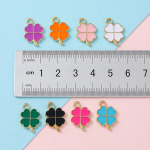 DIY bijoux couleur unie goutte d'huile HyunA Style Bracelet boucles d'oreilles accessoires trèfle à quatre feuilles pendentif breloques en gros - Product Image 2