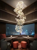 Lustre en céramique de luxe avec pendentif floral, sur mesure pour les entrées, les escaliers, les plafonds hauts, la décoration de grands hôtels