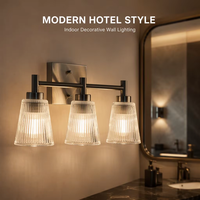 Lampe miroir murale moderne en nickel, fer et verre avec LED blanc chaud, installation facile pour l'éclairage de la salle de bain