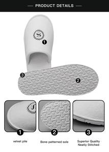 도매 럭셔리 호텔 스파 슬리퍼 사용자 정의 로고 남여 공용 산호 양털 일회용 슬리퍼 여성용 소프트 프리미엄 벨벳 면 - Product Image 5