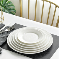 Assiettes plates en porcelaine blanche pure avec logo personnalisé, de 6 à 12 pouces, avec bord doré, plats ronds en céramique pour hôtels, restaurants et usage domestique