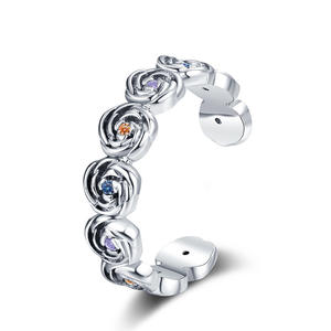 Anelli Eternity con Fiori in Argento 925 Placcato Oro 18K con Zirconi Incastonati, Unisex per Uso Quotidiano - Product Image 2