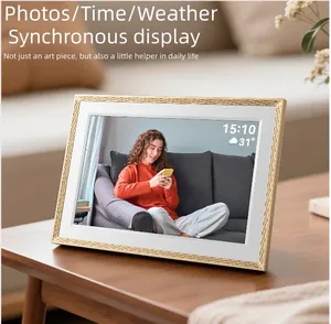 Cornice Digitale WiFi da 10.1 Pollici, Cornice Elettronica HD Smart con Cloud, Cornice Fotografica Digitale con 32GB di Memoria, da Parete - Product Image 4