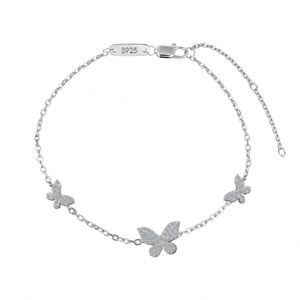 Bracelets Dylam Dazzling Top Jewelry en argent 925 plaqué rhodium avec chaîne à maillons et pendentif papillon en moissanite D VVS1 - Product Image 1