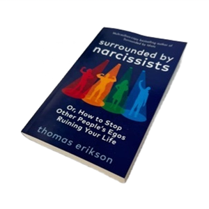 Cubierta dura de impresión de publicación personalizada de fábrica rodeada de narcisistas reciclables - Product Image 1