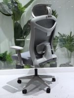 Chaise de bureau ergonomique en maille |   Chaise de bureau moderne à dossier haut, avec accoudoirs et soutien lombaire réglables, vente en gros directe d'usine