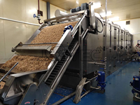 Séchoir à bande de maille de convoyeur industriel professionnel multi-couches pour sécher le thé de feuilles de Moringa d'herbes