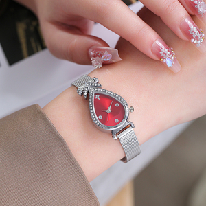 <span class=keywords><strong>Montre</strong></span> à quartz pour <span class=keywords><strong>femme</strong></span> YuSa1086 avec strass colorés et <span class=keywords><strong>bracelet</strong></span> <span class=keywords><strong>fin</strong></span>, cadran positionné librement, <span class=keywords><strong>bracelet</strong></span> réglable - Product Image 1